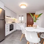 Apartament Valentina's Pouládes
